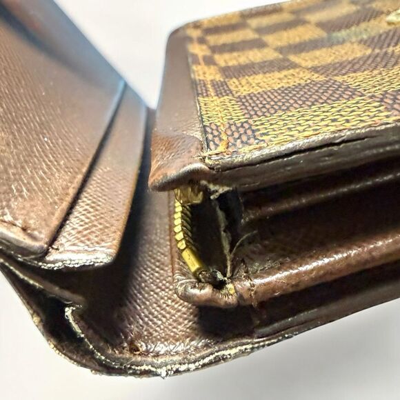 Louis Vuitton Damier Ebene Tresor Wallet - Picture 11 of 14